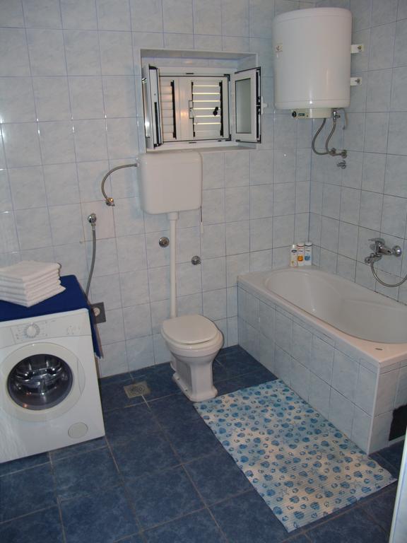 Apartment Davor Gradac  Værelse billede