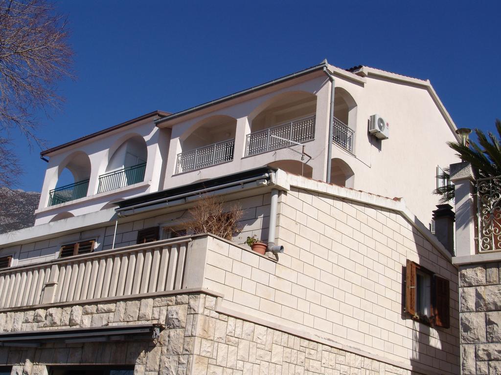 Apartment Davor Gradac  Værelse billede